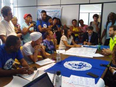 Pescadores ocupam sede do IBAMA na Bahia